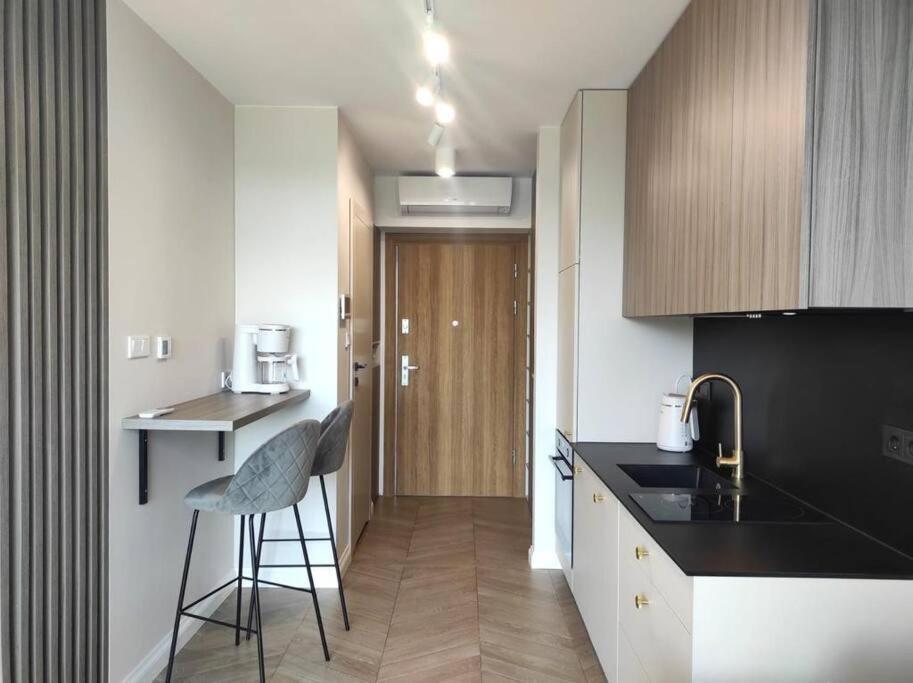 Easy Rent Apartments- Unia Art Residence 127 Люблин Екстериор снимка
